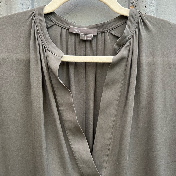 Vince Georgette Silk Cap Dolman Sleeve Blouse, Small (oversized) - Picture 5 of 8